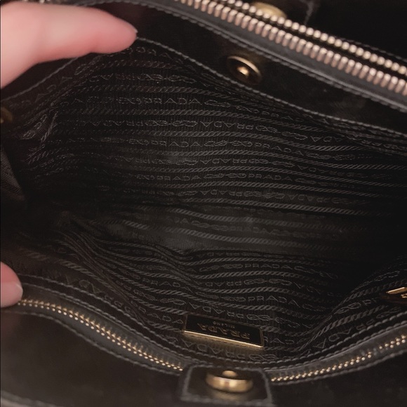 Prada Saffiano Purse in Black - Picture 6 of 6